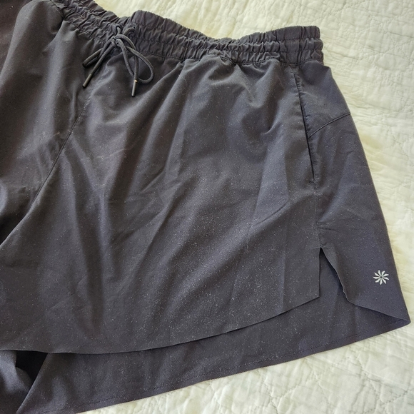 Athleta Crossroads Shorts Womens Size 2X Black Liner Running Athletic - Picture 2 of 7